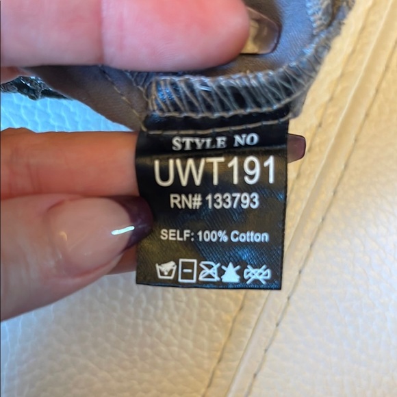 POL Grey Lace Embroidered Blouse - Size L - Picture 4 of 5